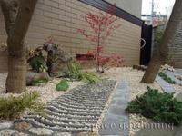 坪庭 和風 瓦 オンリーワン 遊瓦 桟形 施工 画像 坪庭 和風 瓦 オンリーワン 遊瓦 桟形 施工 画像