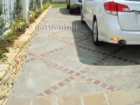 駐車場 洗い出し コンクリート デザイン<br />
駐車場 洗い出し コンクリート デザイン