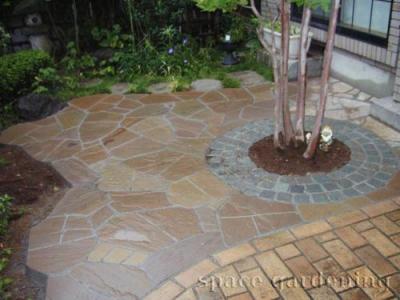 鉄平石 庭 鉄平石 庭