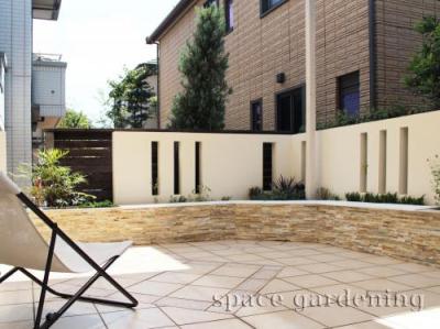 目隠し 塀 飾り窓 風窓 スリット 目隠し 塀 飾り窓 風窓 スリット