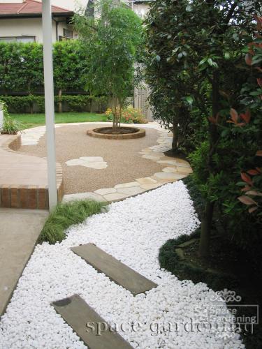 庭 化粧砂利 白玉砂利 庭 化粧砂利 白玉砂利