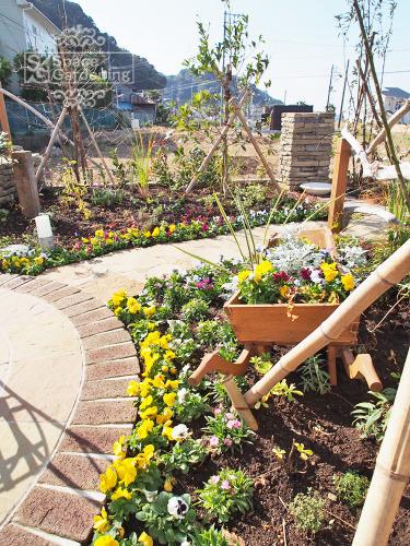 アプローチ 石貼り 三樂 フォレスト・クレイジー・ベイピング アプローチ 石貼り 三樂 フォレスト・クレイジー・ベイピング