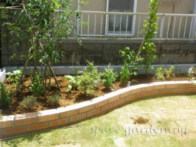 レンガ 花壇 レンガ 花壇