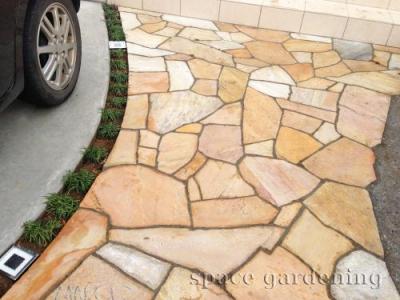 アプローチ 石貼り 目地 タマリュウ アプローチ 石貼り 目地 タマリュウ