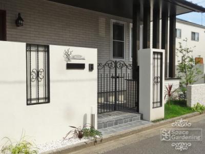 鋳物門扉 LIXIL ラフィーネ門扉1型 アンティーク 洋風 鋳物門扉 LIXIL ラフィーネ門扉1型 アンティーク 洋風