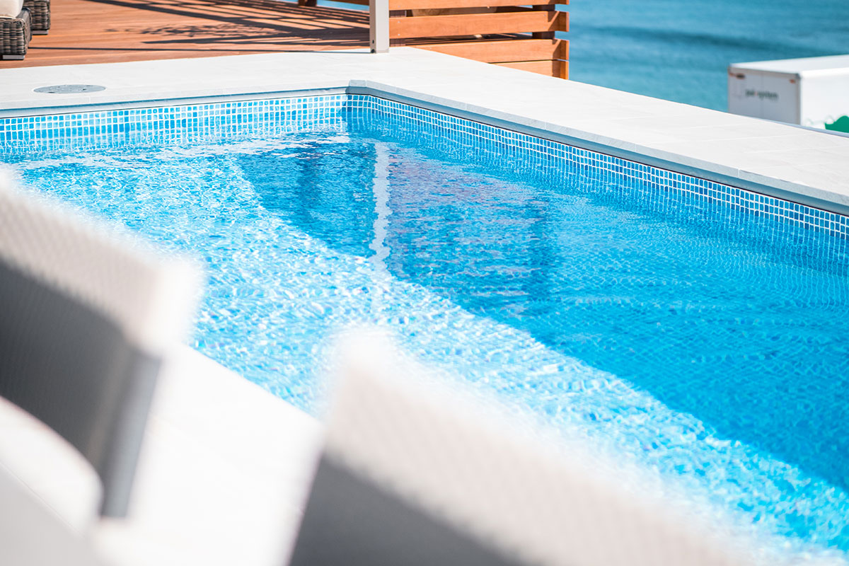 デジョユプール　家庭用プール 掃除